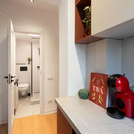 Cozy Urban - Peaceful Near Center
