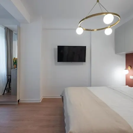 Cozy Urban - Peaceful Near Center