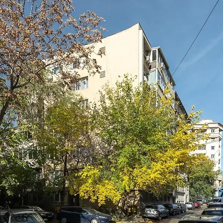 Cozy Urban - Peaceful Near Center *